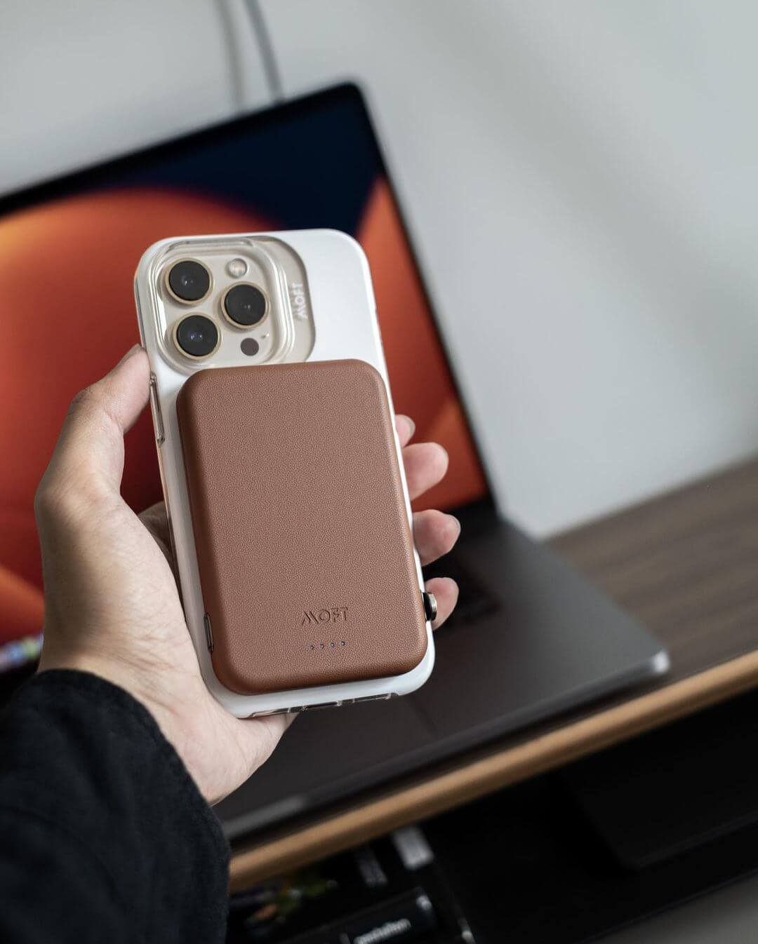 Moft Snap Battery - беспроводной MagSafe повербанк для iPhone