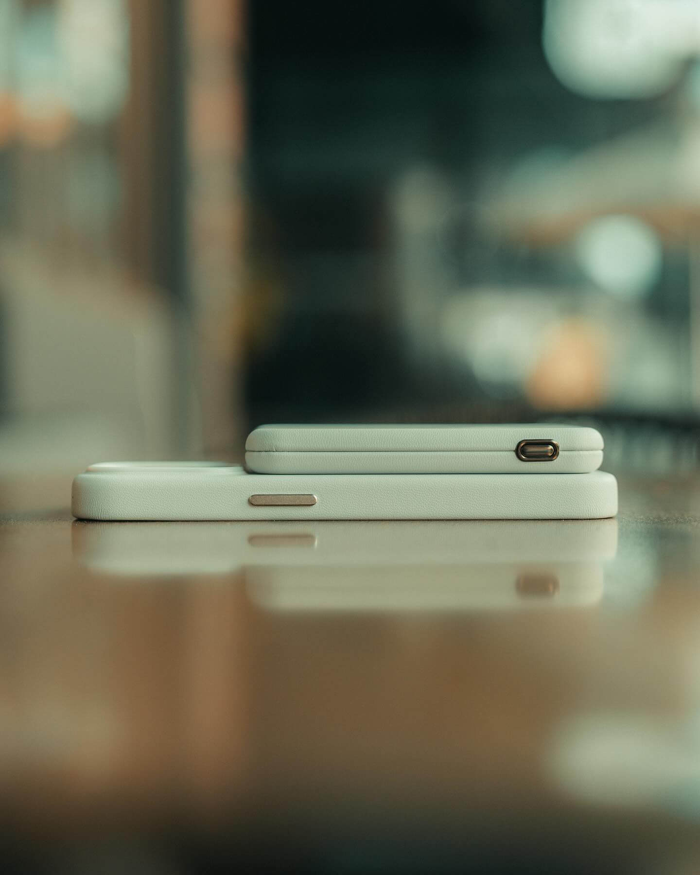 Moft Snap Battery - беспроводной MagSafe повербанк для iPhone