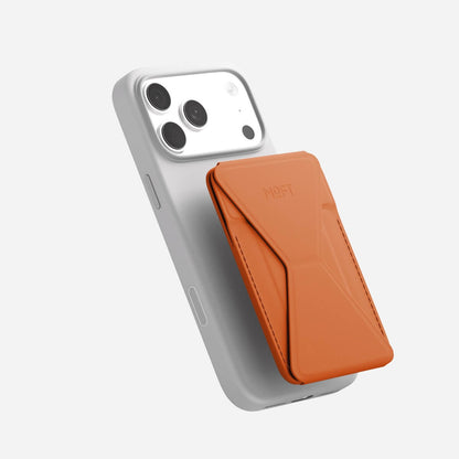 Moft Trackable Snap-on — магнітна підставка-гаманець з Apple Find My