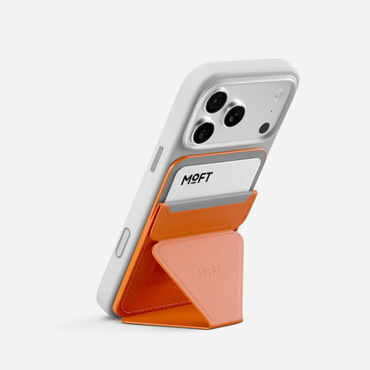 Moft Trackable Snap-on — магнітна підставка-гаманець з Apple Find My
