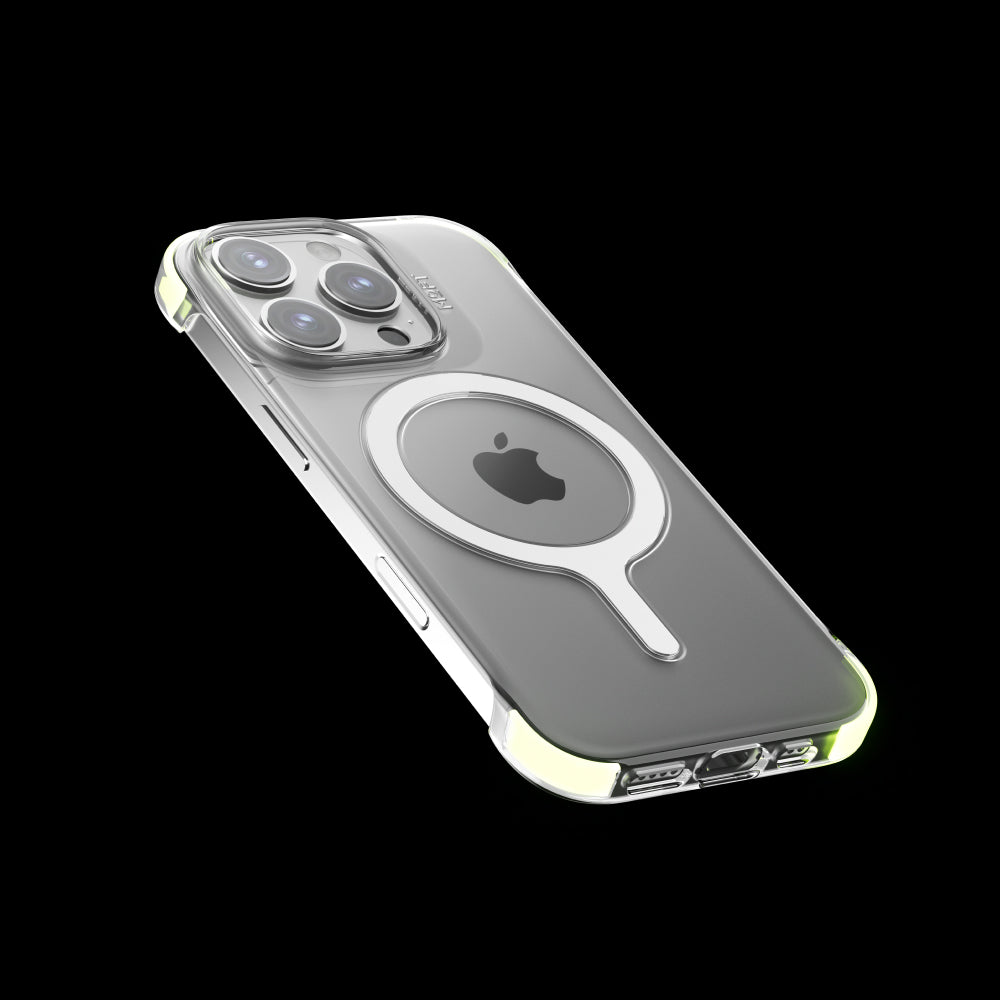 Прозорий чохол MOFT Snap Case для iPhone 16